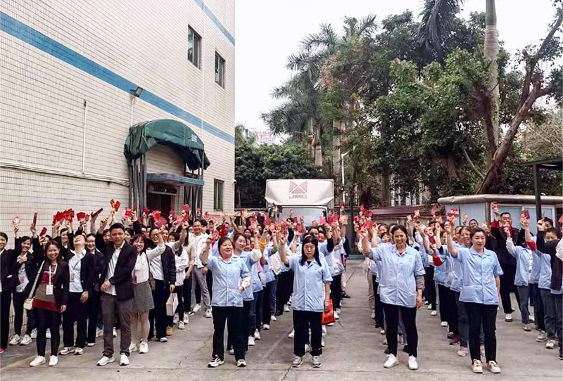 龍行龘龘，前程朤朤丨麻豆少妇性爱小视频化妝用品（深圳）有限公司龍運當頭，開工大吉！